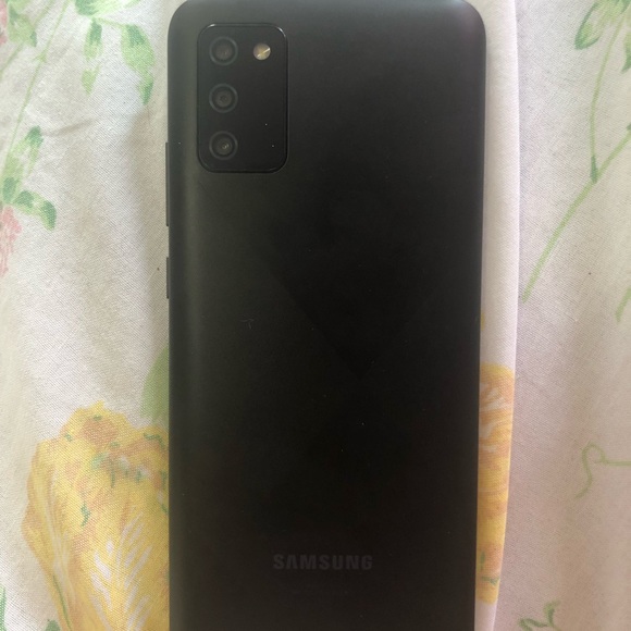 Brand new Samsung A02s VERIZON ONLY - Picture 2 of 3